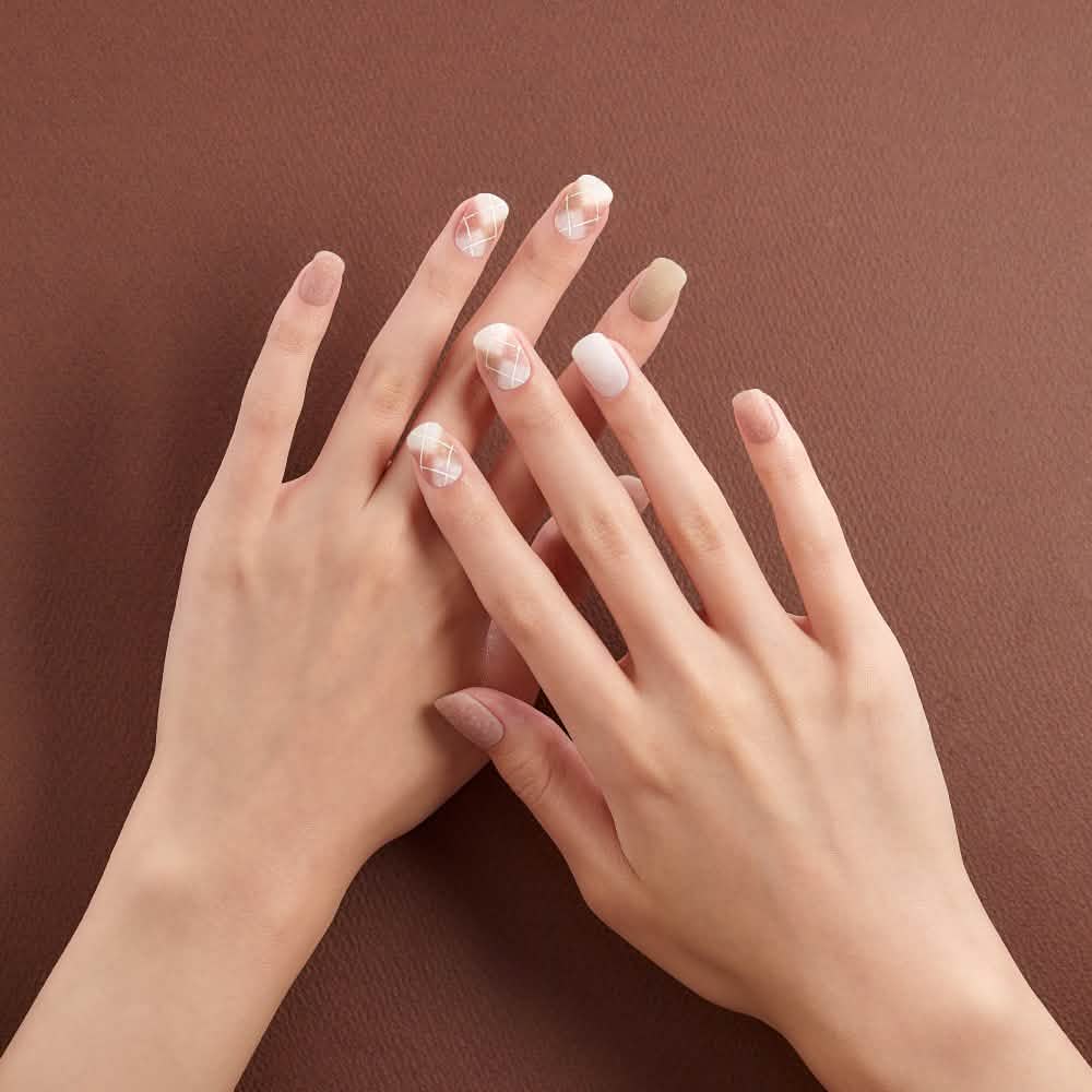Magic Gel Press Manicure: MGL2F007RR (Regular Round)