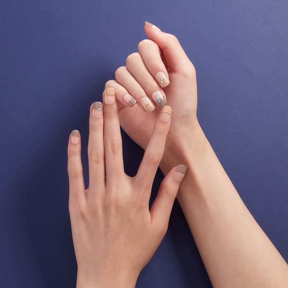 Magic Gel Press Manicure: MDR2F066RR (Regular Round)